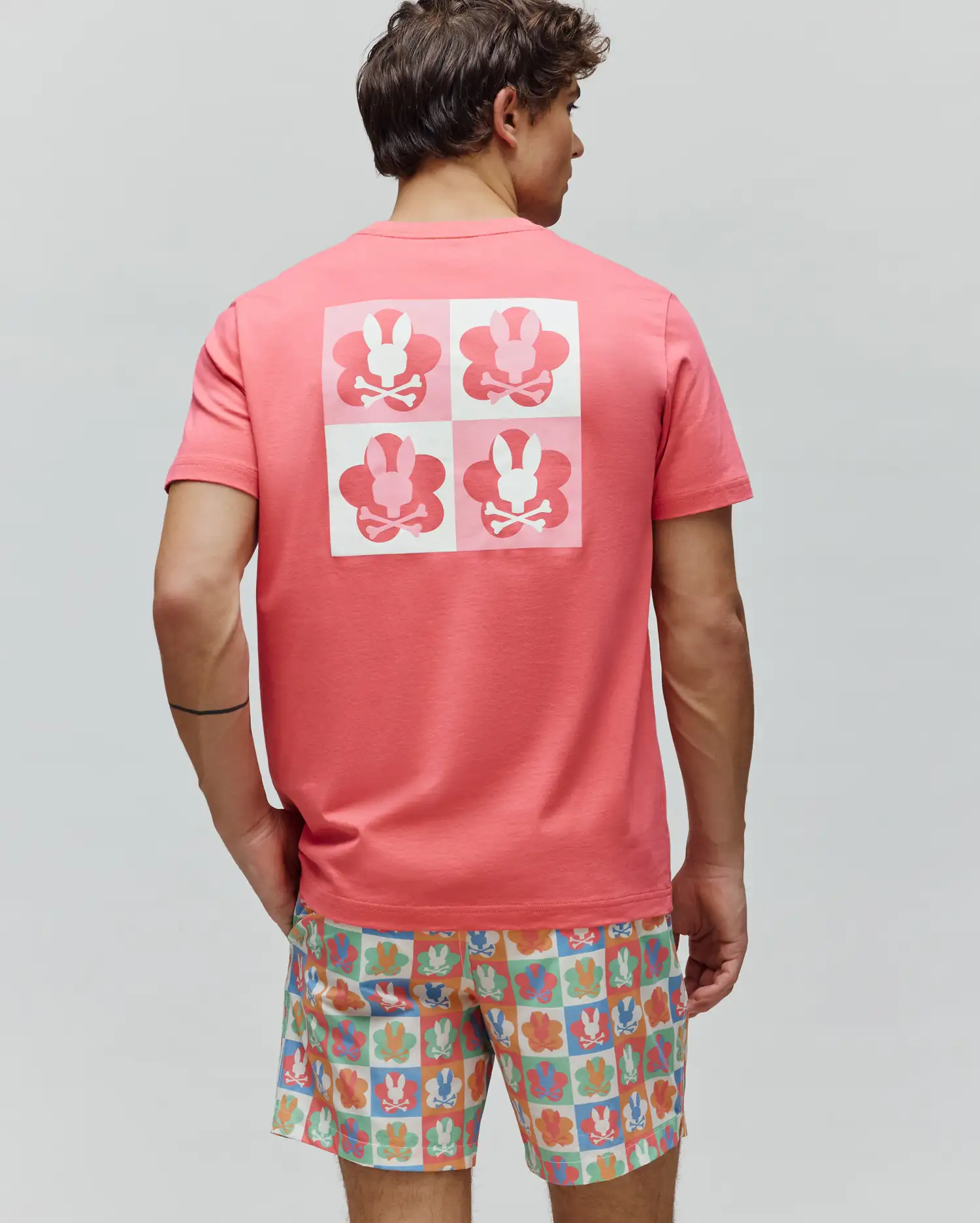 MENS AIDEN BACK GRAPHIC TEE - MT0200224