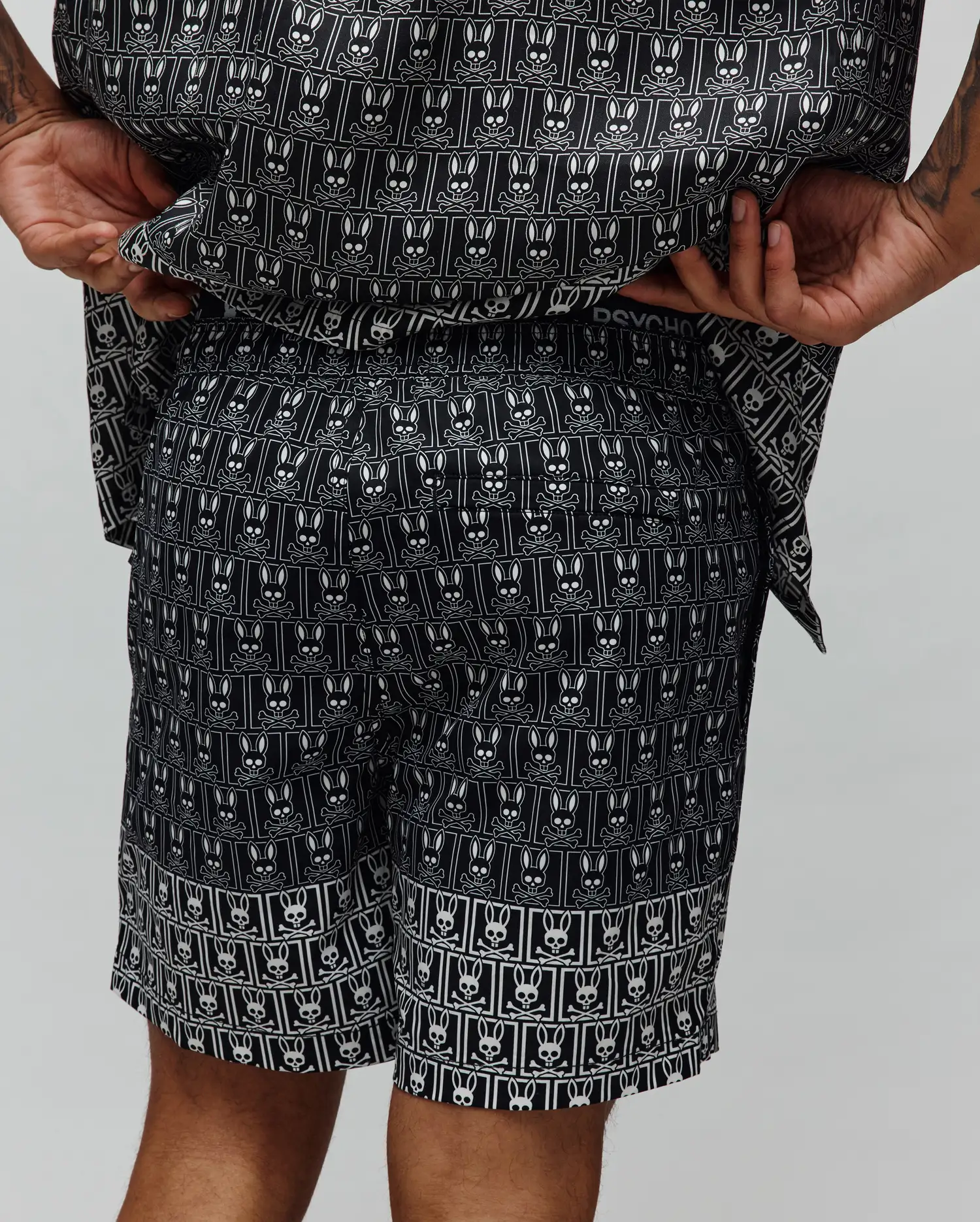 MENS KEON ALL OVER BUNNY SWIM TRUNK 6"  - MB1000099 - Image 3