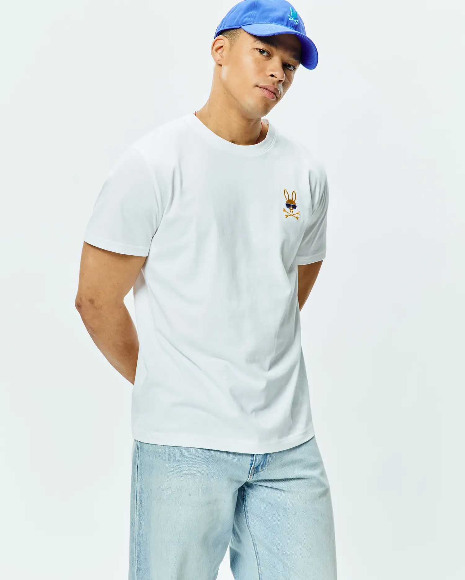 MENS SUNNY CHEST GRAPHIC TEE - MT0200278 - Image 2
